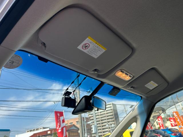 セレナ ２０Ｘ　Ｓ－ハイブリッド　１年保証付　純正ＳＤナビ　Ｂｌｕｅｔｏｏｔｈオーディオ　フルセグＴＶ　ＤＶＤ再生　スマートキー　プッシュスタート　左側パワースライド　ＥＴＣ　エマージェンシーブレーキ　オートエアコン　禁煙車（47枚目）