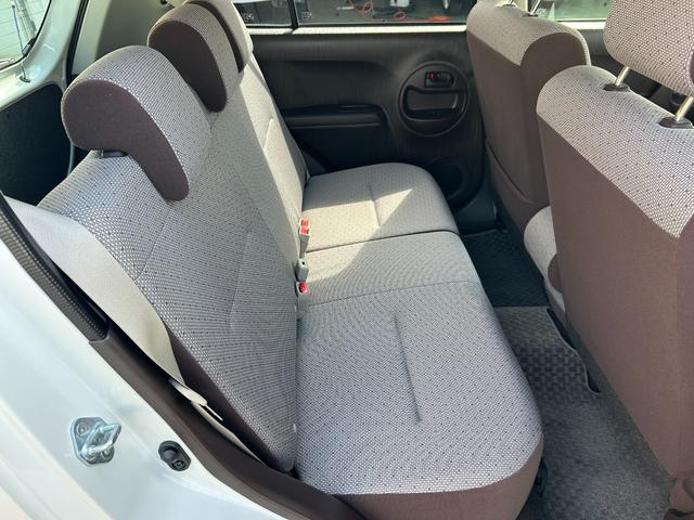 ブーン ＣＬ　走行１，８万ｋｍ　純正ＳＤナビ　ワンセグＴＶ　ＥＴＣ　ＣＤ　アイドリングストップ　横滑り防止　プライバシーガラス　ベンチシート　電動格納ミラー　キーレス　フロアマット　禁煙車　保証書（23枚目）