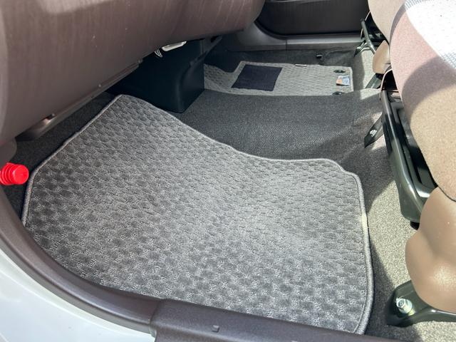 ブーン ＣＬ　走行１，８万ｋｍ　純正ＳＤナビ　ワンセグＴＶ　ＥＴＣ　ＣＤ　アイドリングストップ　横滑り防止　プライバシーガラス　ベンチシート　電動格納ミラー　キーレス　フロアマット　禁煙車　保証書（39枚目）