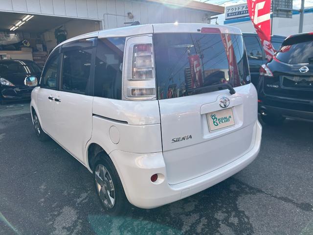 シエンタ ＤＩＣＥ－Ｇ　助手席リフトアップシート車　Ａタイプ　修復歴（後方軽度）　純正ナビ　Ｂｌｕｅｔｏｏｔｈオーディオ　　バックモニター　パワースライド　ＥＴＣ　キーレス　ＨＩＤヘッドライト　フォグ　福祉車　禁煙車（3枚目）