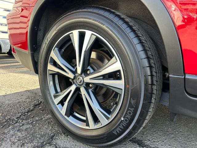 エクストレイル ２０Ｘ　後期型　純正９インチナビ　Ｂｌｕｅｔｏｏｔｈオーディオ　フルセグ　アラウンドビューモニター　エマージェンシーブレーキ　カプロンシート　パワーバックドア　ＥＴＣ　デジタルインナーミラー　禁煙（9枚目）