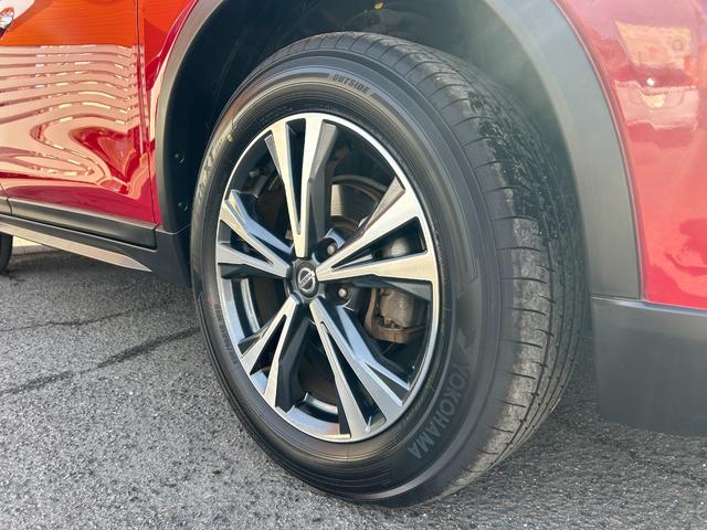 エクストレイル ２０Ｘ　後期型　純正９インチナビ　Ｂｌｕｅｔｏｏｔｈオーディオ　フルセグ　アラウンドビューモニター　エマージェンシーブレーキ　カプロンシート　パワーバックドア　ＥＴＣ　デジタルインナーミラー　禁煙（12枚目）