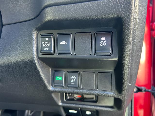 エクストレイル ２０Ｘ　後期型　純正９インチナビ　Ｂｌｕｅｔｏｏｔｈオーディオ　フルセグ　アラウンドビューモニター　エマージェンシーブレーキ　カプロンシート　パワーバックドア　ＥＴＣ　デジタルインナーミラー　禁煙（31枚目）