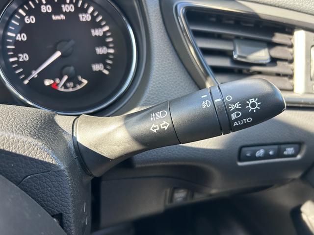 エクストレイル ２０Ｘ　後期型　純正９インチナビ　Ｂｌｕｅｔｏｏｔｈオーディオ　フルセグ　アラウンドビューモニター　エマージェンシーブレーキ　カプロンシート　パワーバックドア　ＥＴＣ　デジタルインナーミラー　禁煙（34枚目）