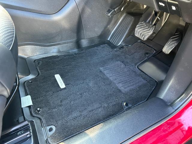 エクストレイル ２０Ｘ　後期型　純正９インチナビ　Ｂｌｕｅｔｏｏｔｈオーディオ　フルセグ　アラウンドビューモニター　エマージェンシーブレーキ　カプロンシート　パワーバックドア　ＥＴＣ　デジタルインナーミラー　禁煙（52枚目）