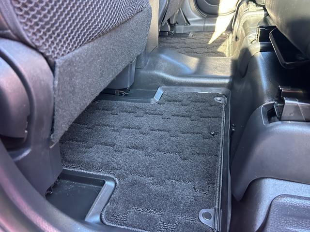 エクストレイル ２０Ｘ　後期型　純正９インチナビ　Ｂｌｕｅｔｏｏｔｈオーディオ　フルセグ　アラウンドビューモニター　エマージェンシーブレーキ　カプロンシート　パワーバックドア　ＥＴＣ　デジタルインナーミラー　禁煙（53枚目）