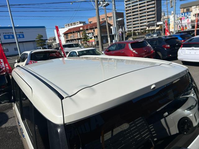 ムーヴキャンバス Ｇメイクアップリミテッド　ＳＡＩＩＩ　ツートン　ナビＴＶ　Ｂｌｕｅｔｏｏｔｈオーディオ　全方位モニター　両側パワースライド　ＥＴＣ　スマートキー　衝突被害軽減ブレーキ　シートヒーター　ＬＥＤヘッドライト　フォグランプ　禁煙（10枚目）