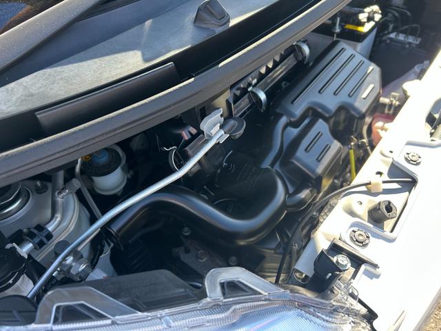 ムーヴキャンバス Ｇメイクアップリミテッド　ＳＡＩＩＩ　ツートン　ナビＴＶ　Ｂｌｕｅｔｏｏｔｈオーディオ　全方位モニター　両側パワースライド　ＥＴＣ　スマートキー　衝突被害軽減ブレーキ　シートヒーター　ＬＥＤヘッドライト　フォグランプ　禁煙（20枚目）