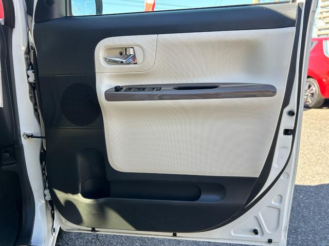 ムーヴキャンバス Ｇメイクアップリミテッド　ＳＡＩＩＩ　ツートン　ナビＴＶ　Ｂｌｕｅｔｏｏｔｈオーディオ　全方位モニター　両側パワースライド　ＥＴＣ　スマートキー　衝突被害軽減ブレーキ　シートヒーター　ＬＥＤヘッドライト　フォグランプ　禁煙（44枚目）