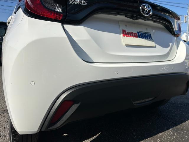 ヤリス Ｘ　純正ナビ　Ｂｌｕｅｔｏｏｔｈオーディオ　ＵＳＢ　フルセグＴＶ　ＥＴＣ　トヨタセーフティセンス　ＬＤＡ　コーナーセンサー　スマートキー　プッシュスタート　オートドアミラ　プライバシーガラス　オートライト（59枚目）