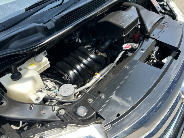 セレナ ハイウェイスター　Ｓ－ハイブリッド　１年保証付　純正ＳＤナビＴＶ　バックモニター　電動スライド　スマートキー２本　プッシュスタート　ＥＴＣ　ＨＩＤヘッドライト　フォグランプ　タイミングチェーン　オートエアコン　ハイブリッド　保証書　禁煙（16枚目）