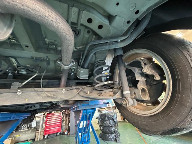 セレナ ハイウェイスター　Ｓ－ハイブリッド　１年保証付　純正ＳＤナビＴＶ　バックモニター　電動スライド　スマートキー２本　プッシュスタート　ＥＴＣ　ＨＩＤヘッドライト　フォグランプ　タイミングチェーン　オートエアコン　ハイブリッド　保証書　禁煙（56枚目）