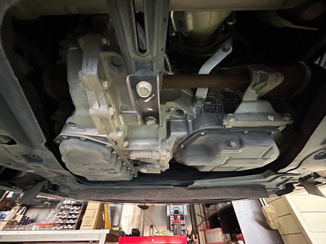 セレナ ハイウェイスター　Ｓ－ハイブリッド　１年保証付　純正ＳＤナビＴＶ　バックモニター　電動スライド　スマートキー２本　プッシュスタート　ＥＴＣ　ＨＩＤヘッドライト　フォグランプ　タイミングチェーン　オートエアコン　ハイブリッド　保証書　禁煙（57枚目）