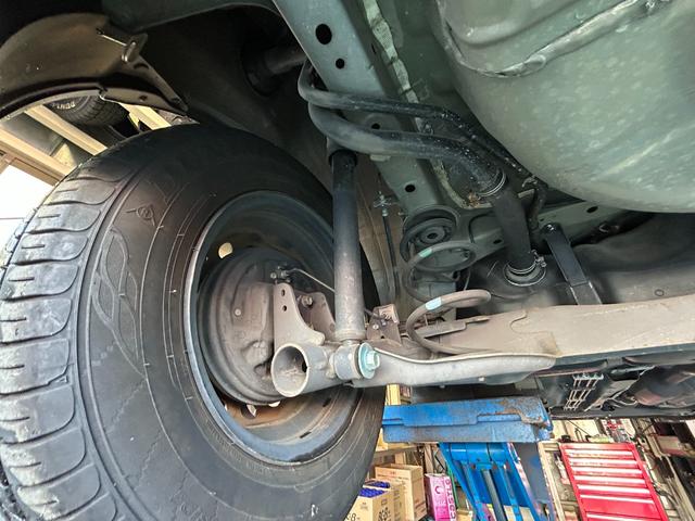 ノート メダリスト　エマージェンシーブレーキパッケージ　純正ＳＤナビ　Ｂｌｕｅｔｏｏｔｈオーディオ　フルセグＴＶ　アラウンドビューモニター　ＥＴＣ　スマートキー２本　エマージェンシーブレーキ　車線逸脱　ハーフレザーシート　オーロラモーヴ　オートマ車　禁煙車（52枚目）