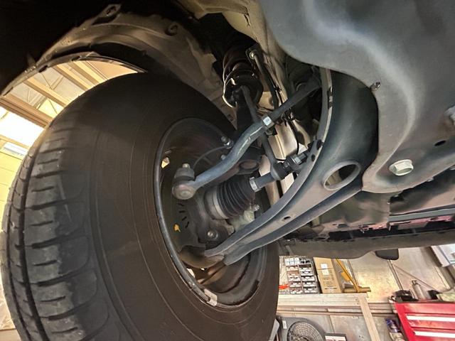 ノート メダリスト　エマージェンシーブレーキパッケージ　純正ＳＤナビ　Ｂｌｕｅｔｏｏｔｈオーディオ　フルセグＴＶ　アラウンドビューモニター　ＥＴＣ　スマートキー２本　エマージェンシーブレーキ　車線逸脱　ハーフレザーシート　オーロラモーヴ　オートマ車　禁煙車（54枚目）