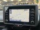Ｘ　純正ナビ　Ｂｌｕｅｔｏｏｔｈオーディオ　ＵＳＢ　フルセグＴＶ　ＥＴＣ　トヨタセーフティセンス　ＬＤＡ　コーナーセンサー　スマートキー　プッシュスタート　オートドアミラ　プライバシーガラス　オートライト（27枚目）