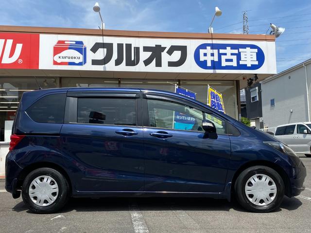 フリード Ｇ　ジャストセレクション　禁煙車　記録簿　１２か月・走行距離無制限保証付き　純正ナビ・テレビ・ＥＴＣ・Ｂｌｕｅｔｏｏｔｈ・音楽録音　パワースライドドア　ＨＩＤヘッドライト　オートライト　車内ウォークスルー７人乗り　バックカメラ（36枚目）