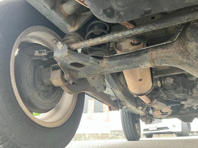 ジムニー ランドベンチャー 【車検R9年8月】 4WD 純正16インチアルミホイール 背面タイヤ エアコン フォグランプ CDプレーヤー ETC 3速AT パワーステアリング(72枚目)