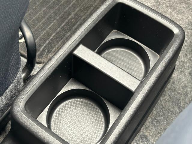 アルト VP バン 【黒ナンバー・事業用登録可能】 記録簿・取扱説明書 エアコン ヘッドライトレベライザー ハイゼット純正オーディオ 盗難防止装置 パワーステアリング キーレスエントリー 前席エアバッグ(18枚目)
