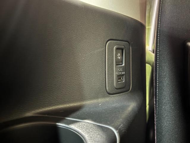 NISSAN SERENA HIGHWAY STAR