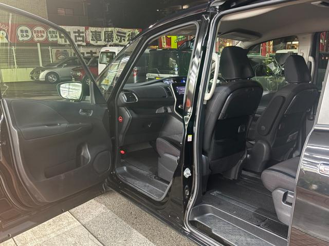 NISSAN SERENA HIGHWAY STAR