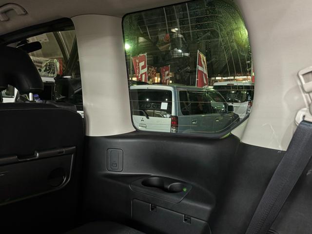 NISSAN SERENA HIGHWAY STAR