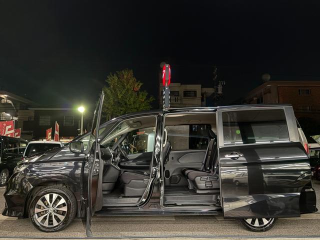 NISSAN SERENA HIGHWAY STAR