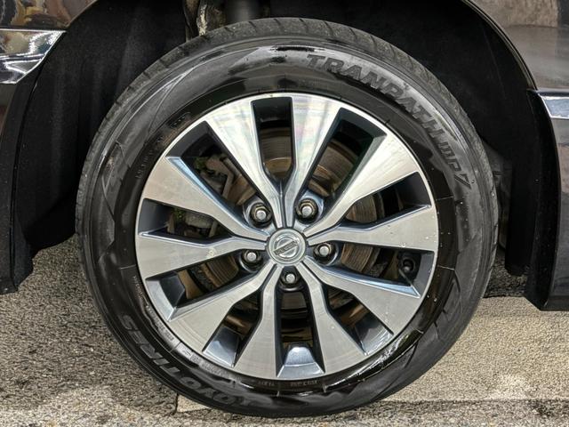 NISSAN SERENA HIGHWAY STAR