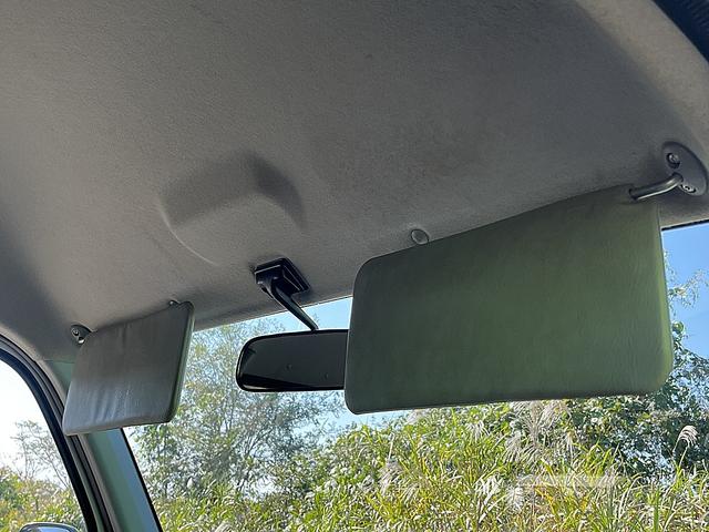 アクティバン SDX 4WD 12か月走行無制限保証付き 事業用登録可能車両 FMAMラジオ ボディ同色バンパー カーエアコン 純正アルミ ハイルーフ スペアタイヤ カップホルダー 光軸調節 手巻きウインドウ サンバイザー(7枚目)