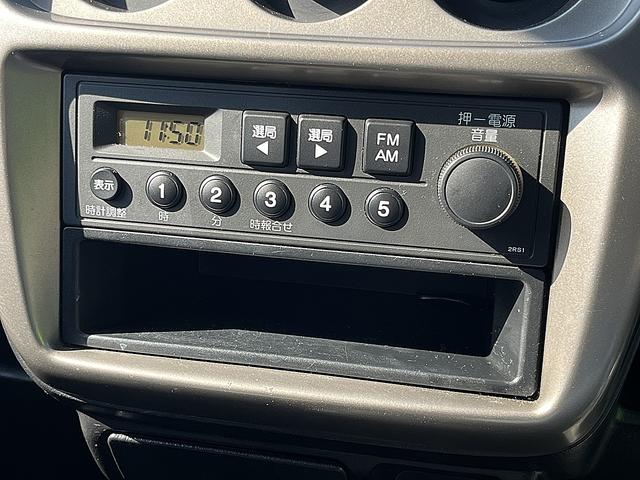 アクティバン SDX 4WD 12か月走行無制限保証付き 事業用登録可能車両 FMAMラジオ ボディ同色バンパー カーエアコン 純正アルミ ハイルーフ スペアタイヤ カップホルダー 光軸調節 手巻きウインドウ サンバイザー(16枚目)