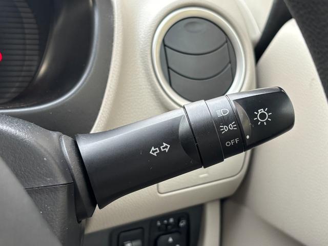 デイズ X 取扱説明書・記録簿 12ヶ月走行距離無制限保証付き アラウンドビューモニター フルオートエアコン 日産純正ナビ フルセグ/CD/Bluetooth接続 USB接続端子 パワーステアリング(8枚目)