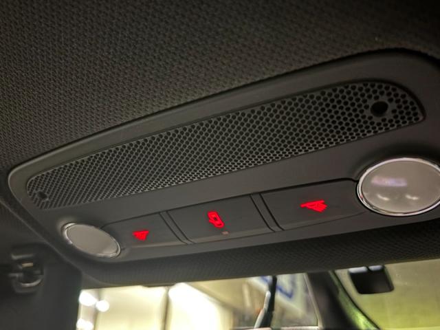 ＴＴクーペ ２．０ＴＦＳＩ　【禁煙車】【ユーザー買取車】キーレスエントリー　オートライト　フロントフォグランプ　パドルシフト　Ｂｌｕｅｔｏｏｔｈ／フルセグ／ＣＤ／ＤＶＤ再生　パワーステアリング　パワーシート　オートエアコン（24枚目）