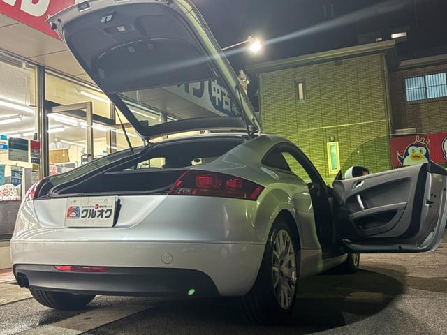 ＴＴクーペ ２．０ＴＦＳＩ　【禁煙車】【ユーザー買取車】キーレスエントリー　オートライト　フロントフォグランプ　パドルシフト　Ｂｌｕｅｔｏｏｔｈ／フルセグ／ＣＤ／ＤＶＤ再生　パワーステアリング　パワーシート　オートエアコン（31枚目）