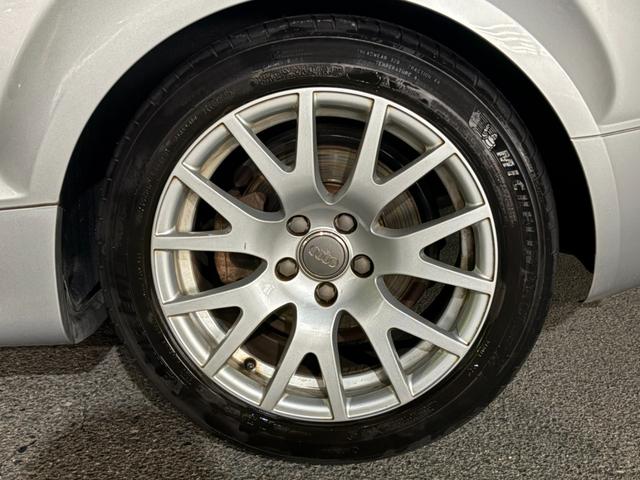 ＴＴクーペ ２．０ＴＦＳＩ　【禁煙車】【ユーザー買取車】キーレスエントリー　オートライト　フロントフォグランプ　パドルシフト　Ｂｌｕｅｔｏｏｔｈ／フルセグ／ＣＤ／ＤＶＤ再生　パワーステアリング　パワーシート　オートエアコン（66枚目）