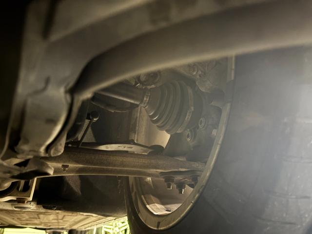 ＴＴクーペ ２．０ＴＦＳＩ　【禁煙車】【ユーザー買取車】キーレスエントリー　オートライト　フロントフォグランプ　パドルシフト　Ｂｌｕｅｔｏｏｔｈ／フルセグ／ＣＤ／ＤＶＤ再生　パワーステアリング　パワーシート　オートエアコン（70枚目）