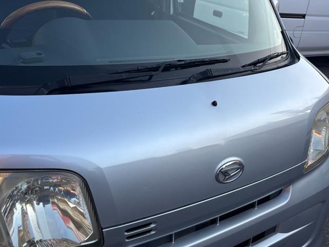 ハイゼットカーゴ クルーズターボ　ハイルーフ　４ＷＤ　【事業用登録・黒ナンバーＯＫ】　１年走行距離無制限保証付き　オートライト　間欠ワイパー　ＭＯＭＯステアリング　電動格納ミラー　全席パワーウインドウ　ラジオ／ＣＤプレイヤー　エアコン（55枚目）