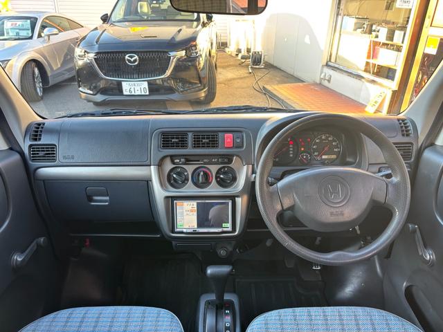 アクティバン ＳＤＸ　ハイルーフ　【事業用登録ＯＫ】　１２ヶ月走行距離無制限保証付き　エアコン　パワーステアリング　ワンセグ／ラジオ／ＣＤ視聴　ヘッドライトレベライザー　２０２３年製造ダンロップタイヤ　サイドバイザー（6枚目）