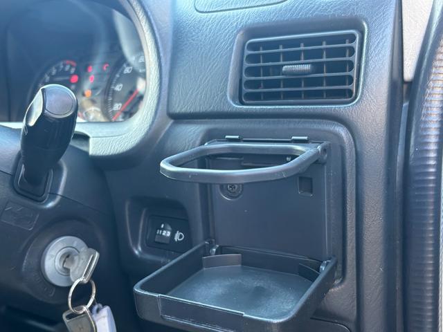 アクティバン ＳＤＸ　ハイルーフ　【事業用登録ＯＫ】　１２ヶ月走行距離無制限保証付き　エアコン　パワーステアリング　ワンセグ／ラジオ／ＣＤ視聴　ヘッドライトレベライザー　２０２３年製造ダンロップタイヤ　サイドバイザー（15枚目）