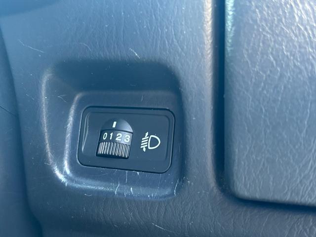 アクティバン ＳＤＸ　ハイルーフ　【事業用登録ＯＫ】　１２ヶ月走行距離無制限保証付き　エアコン　パワーステアリング　ワンセグ／ラジオ／ＣＤ視聴　ヘッドライトレベライザー　２０２３年製造ダンロップタイヤ　サイドバイザー（16枚目）