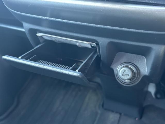 アクティバン ＳＤＸ　ハイルーフ　【事業用登録ＯＫ】　１２ヶ月走行距離無制限保証付き　エアコン　パワーステアリング　ワンセグ／ラジオ／ＣＤ視聴　ヘッドライトレベライザー　２０２３年製造ダンロップタイヤ　サイドバイザー（21枚目）