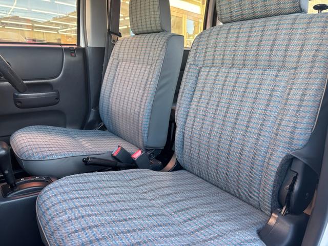 アクティバン ＳＤＸ　ハイルーフ　【事業用登録ＯＫ】　１２ヶ月走行距離無制限保証付き　エアコン　パワーステアリング　ワンセグ／ラジオ／ＣＤ視聴　ヘッドライトレベライザー　２０２３年製造ダンロップタイヤ　サイドバイザー（28枚目）