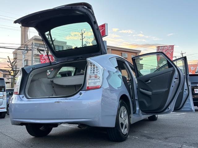 プリウス Ｓ　【禁煙車】【ユーザー買取車】　１２ヶ月走行距離無制限保証付き　前後ドライブレコーダー　ＥＴＣ　ナビ／ＴＶ／Ｂｌｕｅｔｏｏｔｈ接続　オートエアコン　ステアリングスイッチ　フロントフォグランプ（34枚目）