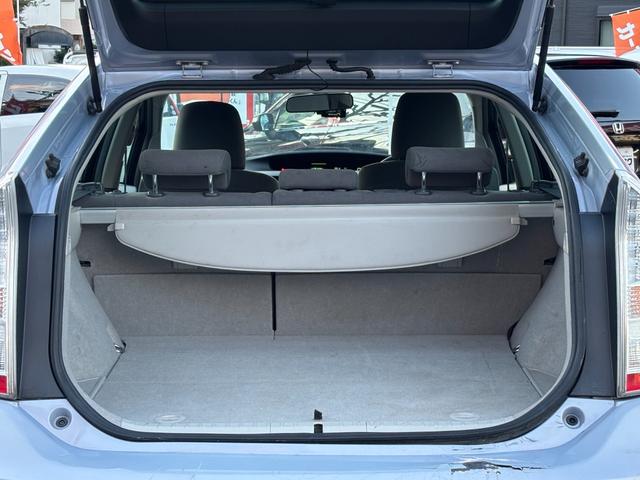 プリウス Ｓ　【禁煙車】【ユーザー買取車】　１２ヶ月走行距離無制限保証付き　前後ドライブレコーダー　ＥＴＣ　ナビ／ＴＶ／Ｂｌｕｅｔｏｏｔｈ接続　オートエアコン　ステアリングスイッチ　フロントフォグランプ（35枚目）