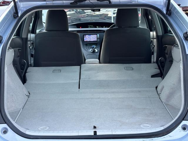 プリウス Ｓ　【禁煙車】【ユーザー買取車】　１２ヶ月走行距離無制限保証付き　前後ドライブレコーダー　ＥＴＣ　ナビ／ＴＶ／Ｂｌｕｅｔｏｏｔｈ接続　オートエアコン　ステアリングスイッチ　フロントフォグランプ（37枚目）