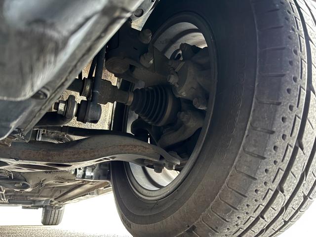 プリウス Ｓ　【禁煙車】【ユーザー買取車】　１２ヶ月走行距離無制限保証付き　前後ドライブレコーダー　ＥＴＣ　ナビ／ＴＶ／Ｂｌｕｅｔｏｏｔｈ接続　オートエアコン　ステアリングスイッチ　フロントフォグランプ（70枚目）