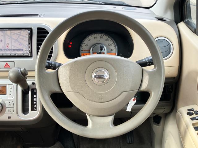 モコ Ｅ　【禁煙車】　純正ＨＤＤナビ／音楽録音機能／ＣＤ／ラジオ　ＡＢＳ　盗難防止機能　オートエアコン　ベンチシート　ブリヂストン製ＮＥＸＴＲＹ装着　ヘッドライトレベライザー　助手席シートアンダーボックス（8枚目）