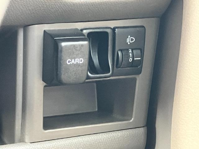 モコ Ｅ　【禁煙車】　純正ＨＤＤナビ／音楽録音機能／ＣＤ／ラジオ　ＡＢＳ　盗難防止機能　オートエアコン　ベンチシート　ブリヂストン製ＮＥＸＴＲＹ装着　ヘッドライトレベライザー　助手席シートアンダーボックス（13枚目）