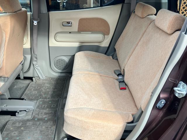 モコ Ｅ　【禁煙車】　純正ＨＤＤナビ／音楽録音機能／ＣＤ／ラジオ　ＡＢＳ　盗難防止機能　オートエアコン　ベンチシート　ブリヂストン製ＮＥＸＴＲＹ装着　ヘッドライトレベライザー　助手席シートアンダーボックス（28枚目）