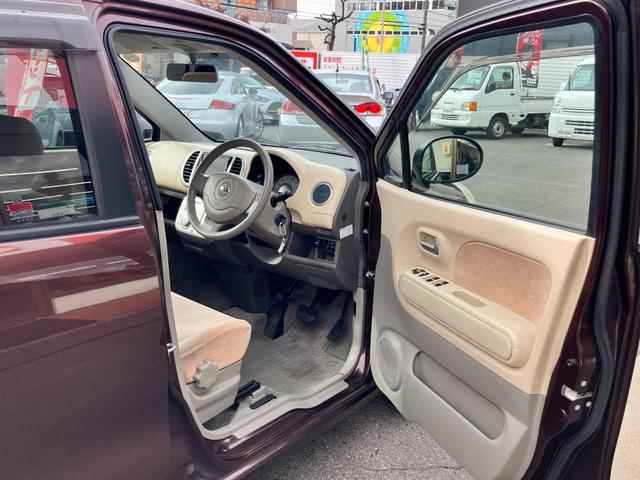 モコ Ｅ　【禁煙車】　純正ＨＤＤナビ／音楽録音機能／ＣＤ／ラジオ　ＡＢＳ　盗難防止機能　オートエアコン　ベンチシート　ブリヂストン製ＮＥＸＴＲＹ装着　ヘッドライトレベライザー　助手席シートアンダーボックス（31枚目）