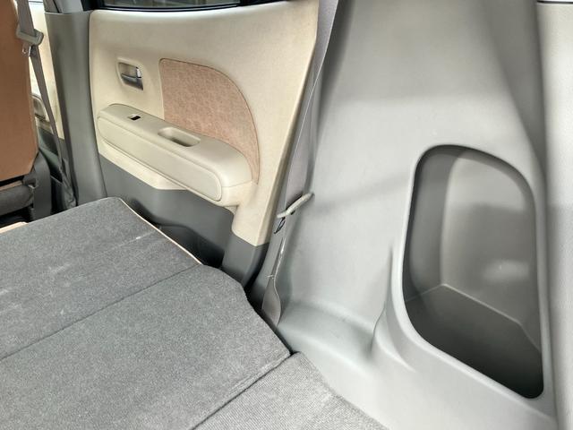 モコ Ｅ　【禁煙車】　純正ＨＤＤナビ／音楽録音機能／ＣＤ／ラジオ　ＡＢＳ　盗難防止機能　オートエアコン　ベンチシート　ブリヂストン製ＮＥＸＴＲＹ装着　ヘッドライトレベライザー　助手席シートアンダーボックス（39枚目）